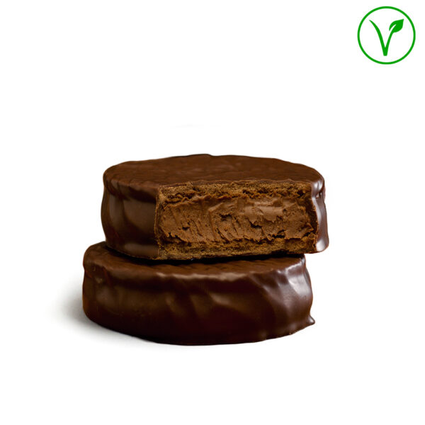 alfajor negro vegano relleno de mousse de chocolate